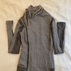 Lululemon athleisure grey jacket